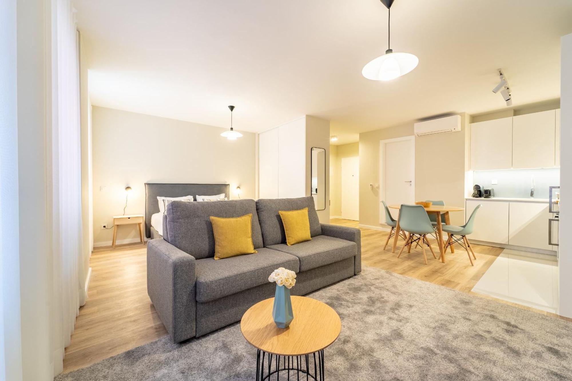 On The Square Studio - City Center By House And People 布拉加 外观 照片